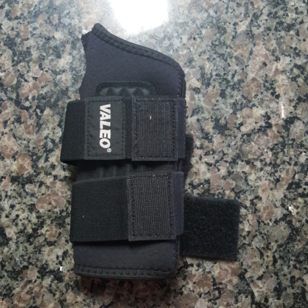 Valeo medium universal carpal tunnel brace
